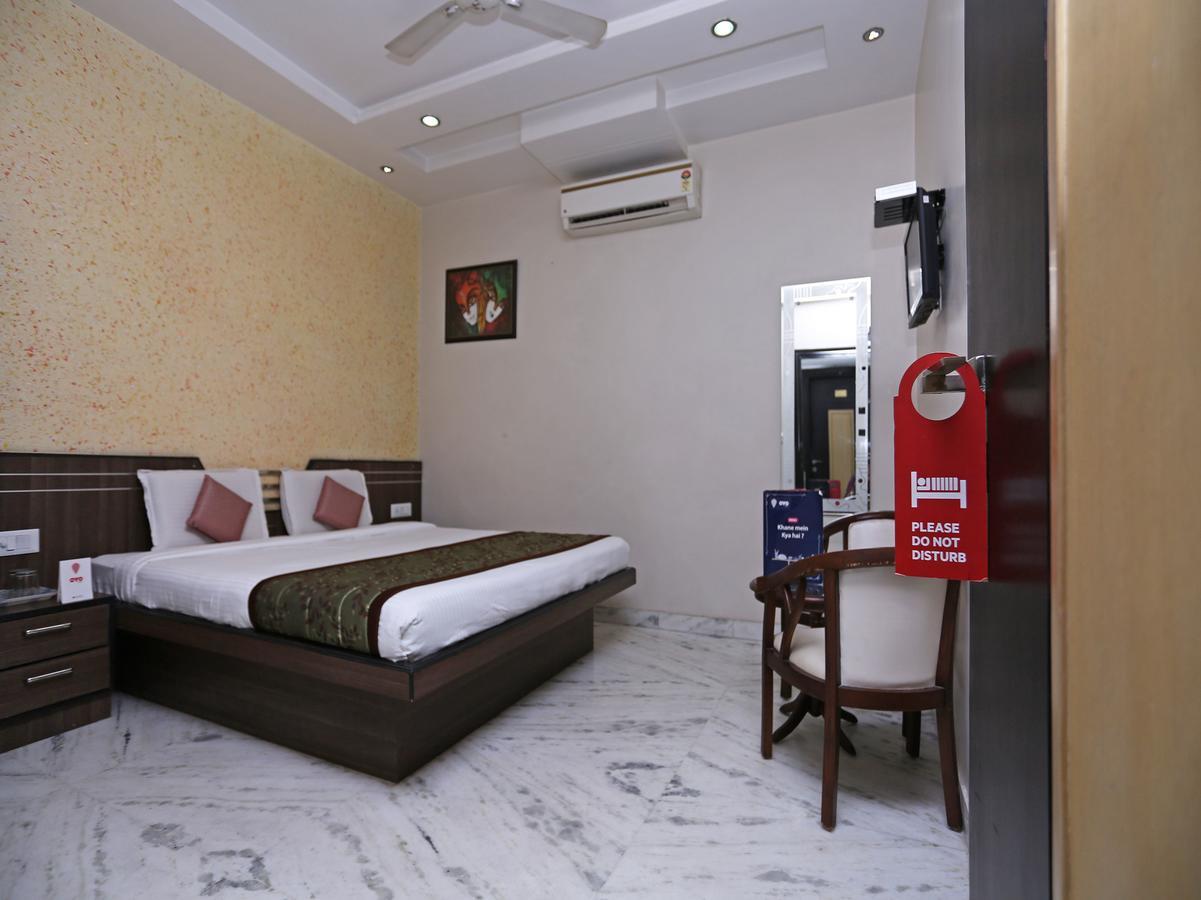 Star Hotel Agra  Eksteriør billede
