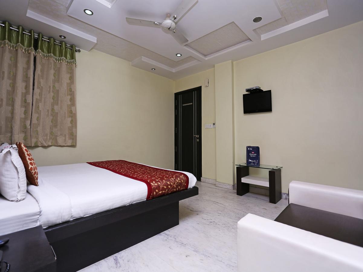 Star Hotel Agra  Eksteriør billede